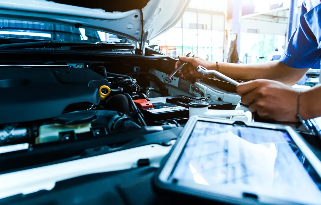 Vous voulez faire un pré-contrôle technique dans un garage  près de Villefranche-de-Rouergue ? Contactez AK Auto !